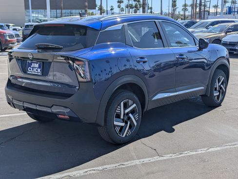 New 2026 Nissan Kicks SV image 2