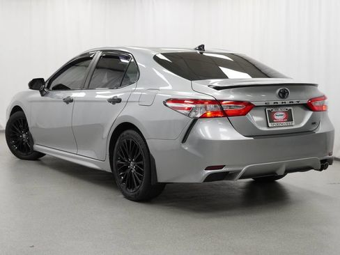 Used 2020 Toyota Camry SE FWD image 14