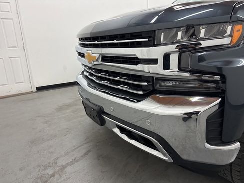 Used 2019 Chevrolet Silverado 1500 LTZ w/ LTZ Plus Package image 24