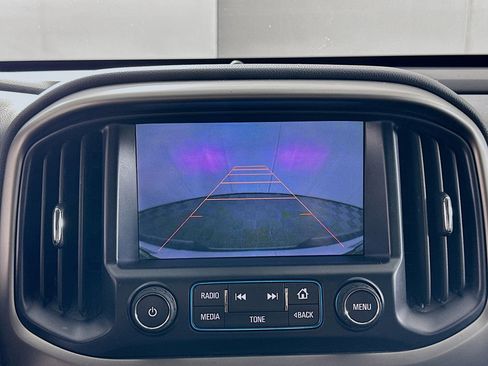 Used 2015 Chevrolet Colorado Z71 image 21