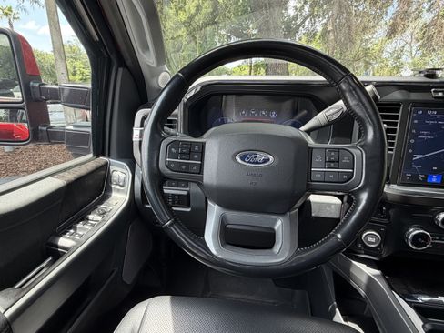 Used 2023 Ford F250 Lariat w/ Lariat Ultimate Package AWD/4WD image 34