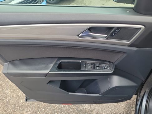 Used 2019 Volkswagen Atlas S FWD image 18