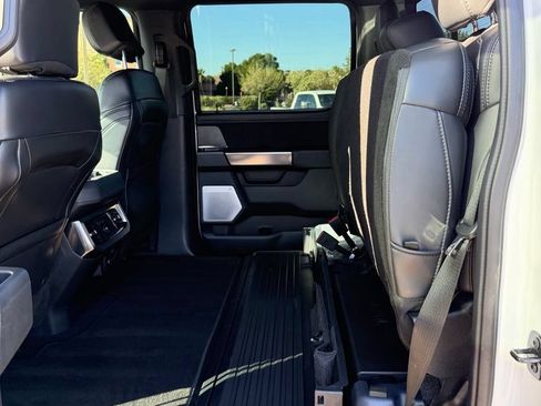 Used 2025 Ford F350 Platinum w/ FX4 Off-Road Package AWD/4WD image 16
