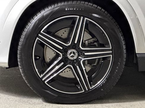 New 2025 Mercedes-Benz GLE 580 4MATIC image 11
