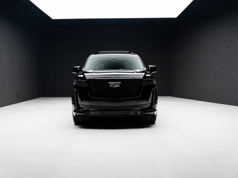 Used 2023 Cadillac Escalade Sport w/ LPO, ONYX Package AWD/4WD image 88