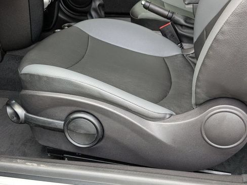 Used 2010 MINI Cooper Clubman Hardtop FWD image 13