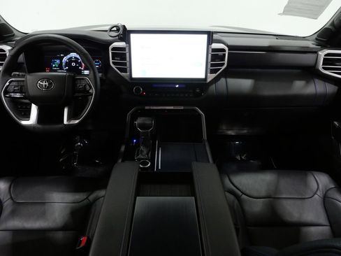 Used 2025 Toyota Tundra Platinum image 10