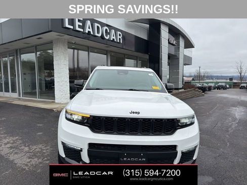 Used 2023 Jeep Grand Cherokee L Limited w/ Black Appearance Package image 9