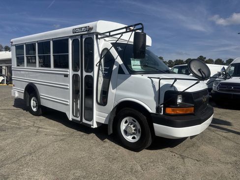 Used 2006 Chevrolet Express 3500 w/ School Bus Package image 9