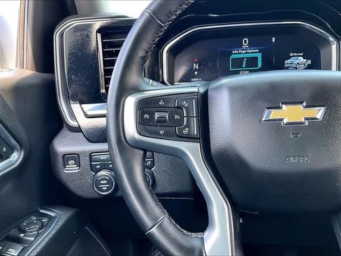 Used 2023 Chevrolet Silverado 1500 LT AWD/4WD image 23