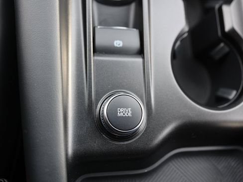 Certified 2025 Ford Explorer ST-Line image 36