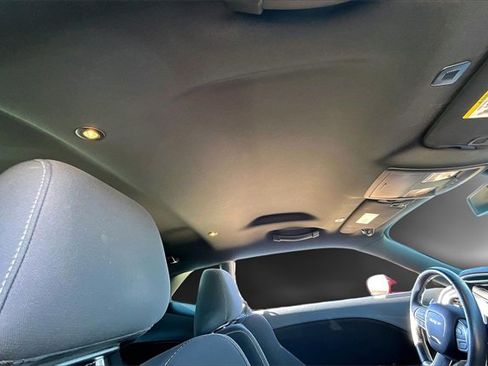 Used 2020 Dodge Challenger SRT Hellcat image 17