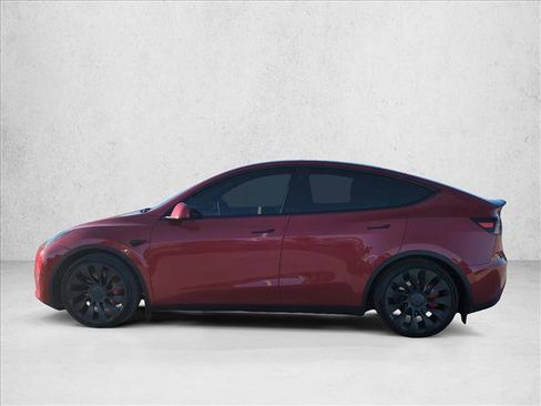 Used 2023 Tesla Model Y Performance image 5