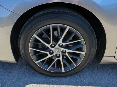 Used 2017 Lexus ES 350 image 10