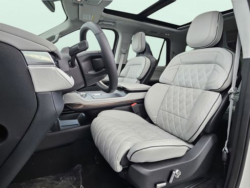 New 2026 Lincoln Navigator L Black Label image 12