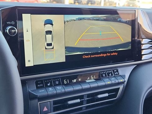 Used 2026 Toyota Camry XSE w/ Premium Plus Package image 25