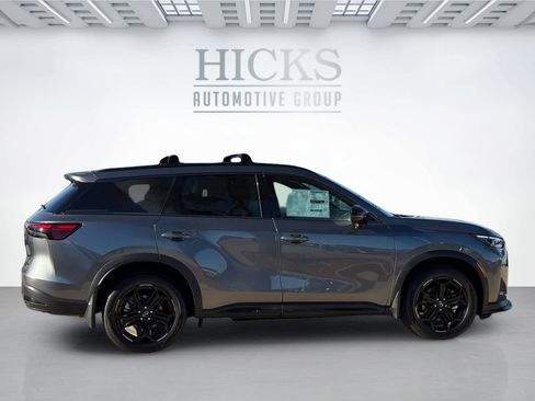 New 2026 INFINITI QX60 Sport w/ Dark Cargo Package image 4