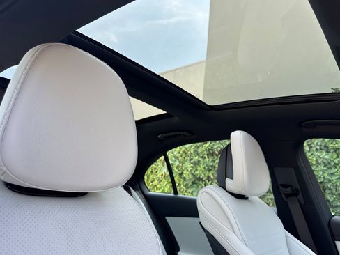 New 2025 Mercedes-Benz C 300 4MATIC Sedan image 19