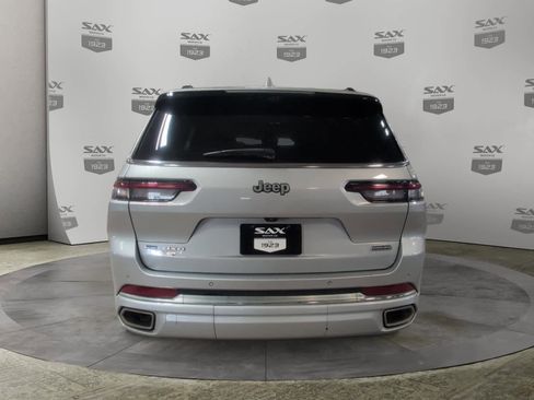 Used 2022 Jeep Grand Cherokee L Overland w/ Luxury Tech Group IV AWD/4WD image 4