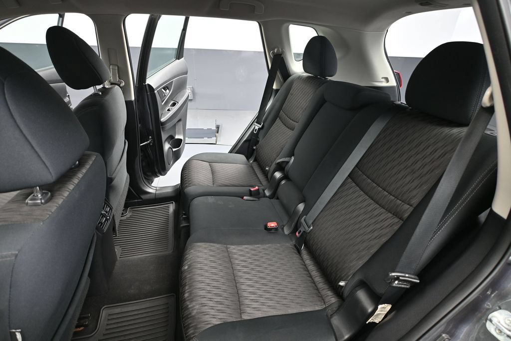 Used 2017 Nissan Rogue S FWD image 28