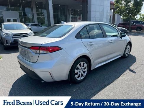 Used 2026 Toyota Corolla LE FWD image 7