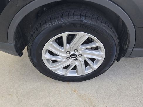 Certified 2023 Lincoln Corsair AWD image 12