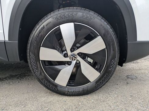 New 2026 Volkswagen Taos S image 11