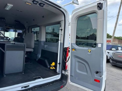 Used 2015 Ford Transit 150 XLT RWD image 35