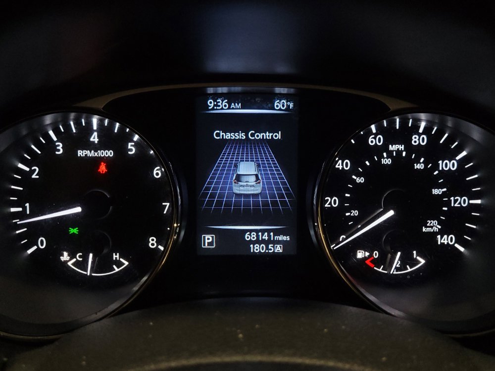 Used 2016 Nissan Rogue S AWD/4WD image 23