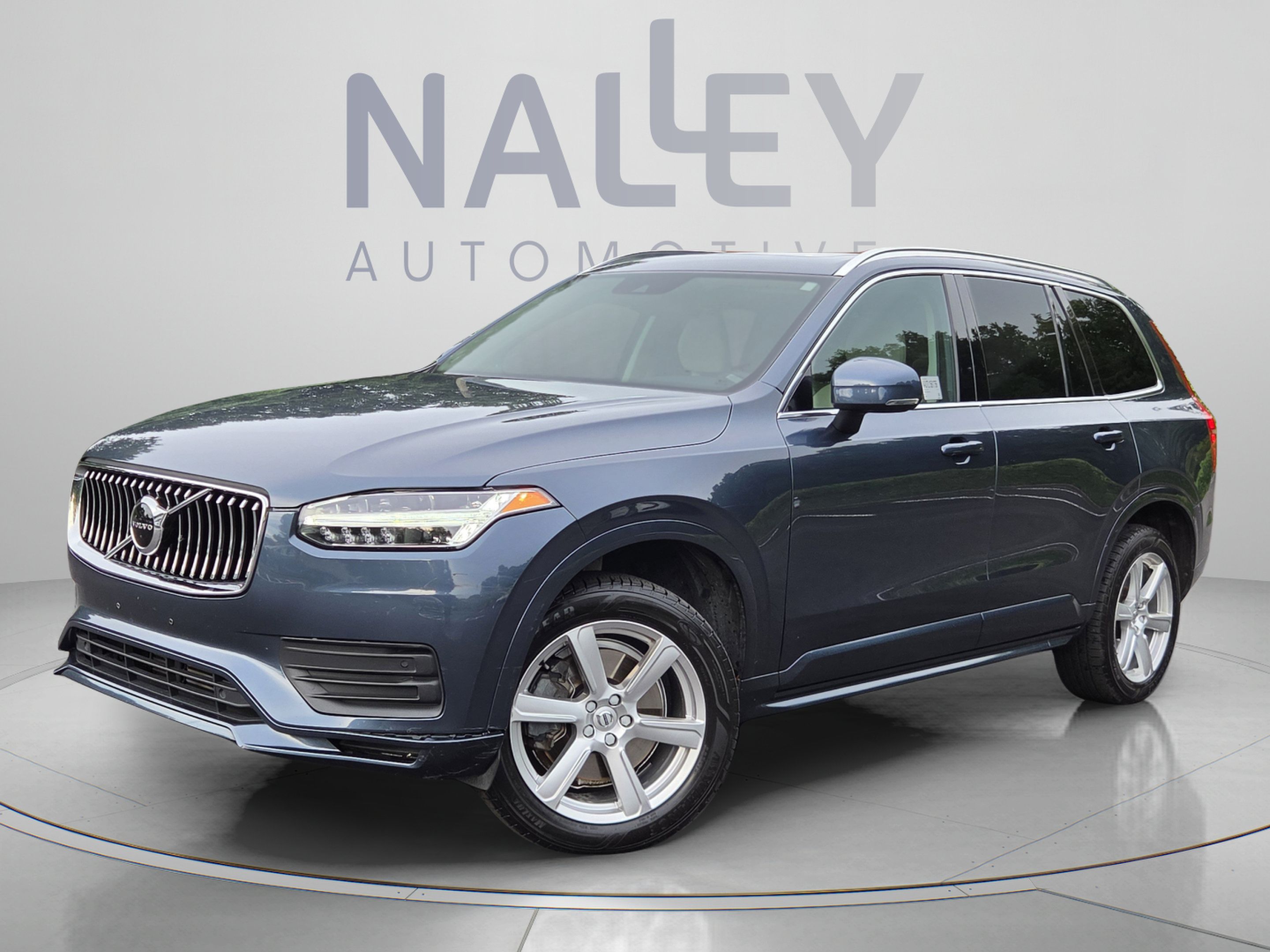 Used 2020 Volvo XC90 T6 Momentum AWD/4WD image 1