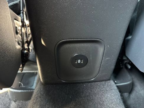 Used 2025 Ford Escape ST-Line AWD/4WD image 15