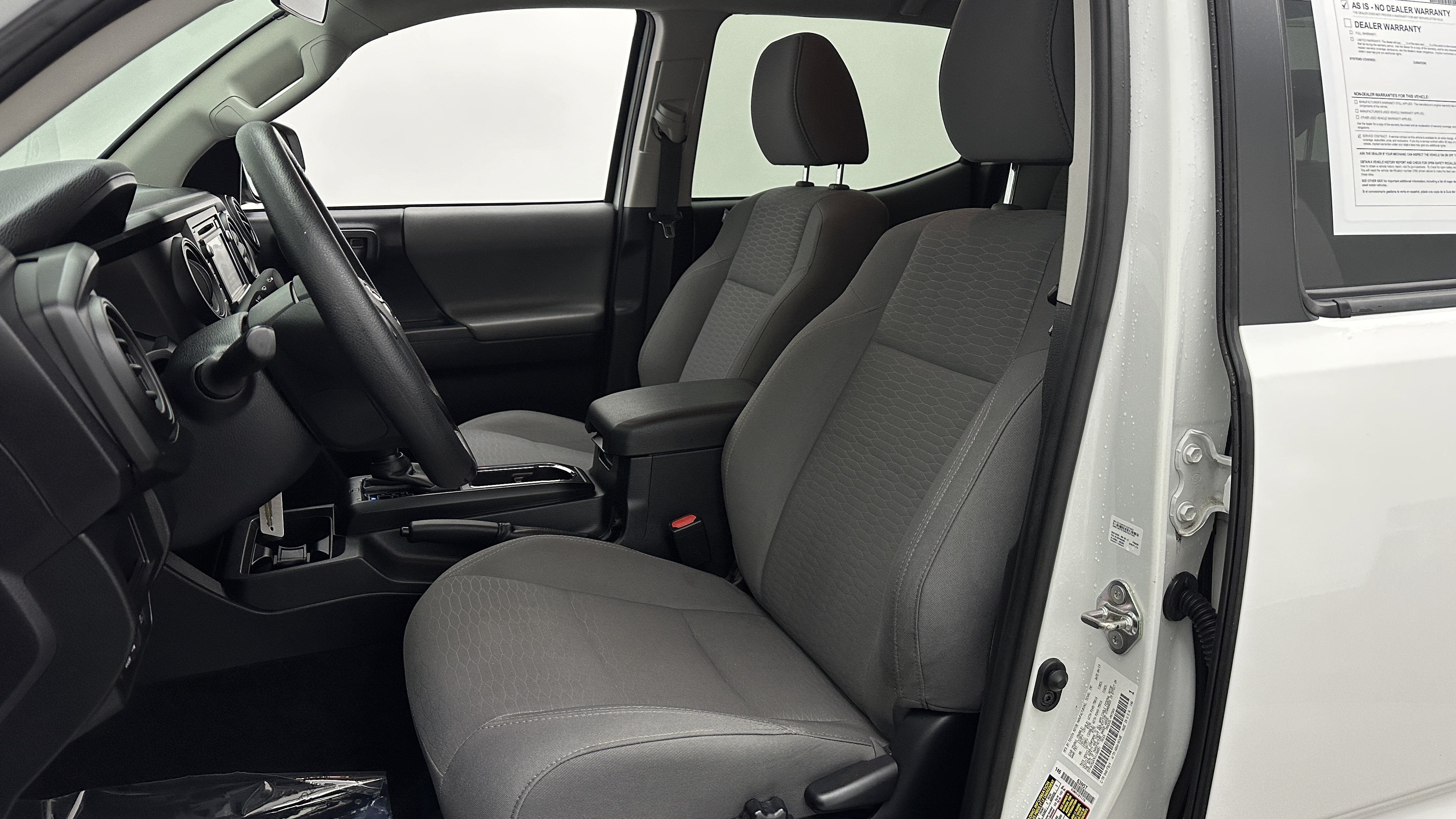 Used 2019 Toyota Tacoma SR w/ SR Convenience Package RWD image 13