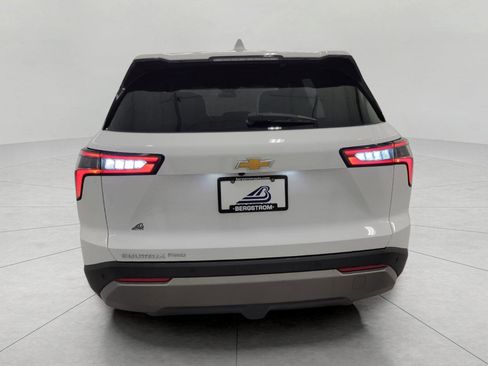 Used 2025 Chevrolet Equinox LT image 24