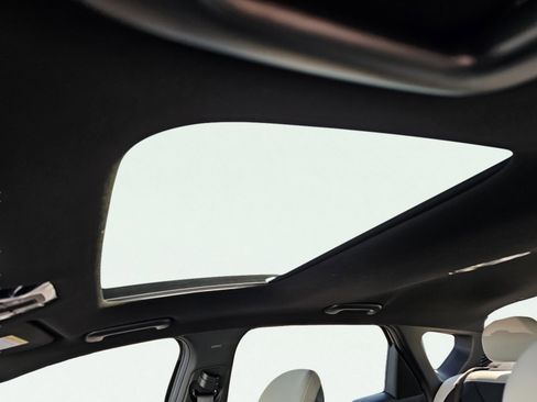 New 2025 Kia K4 GT-Line Turbo image 18