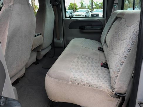 Used 2000 Ford F350 XLT image 32