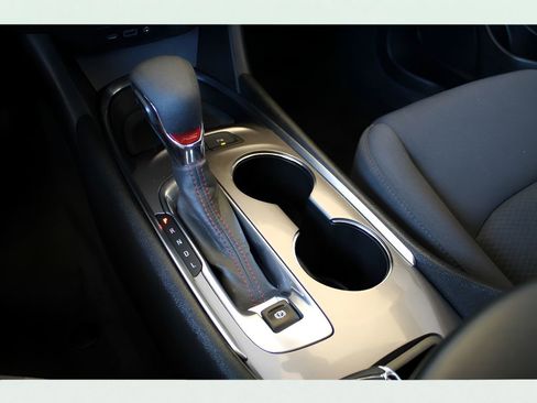 Used 2022 Chevrolet Malibu RS image 28