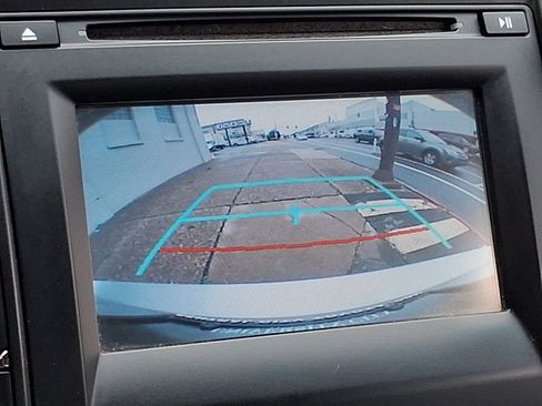 Used 2016 Toyota Camry LE FWD image 17