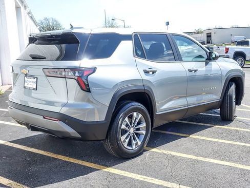 New 2026 Chevrolet Equinox LT FWD image 6