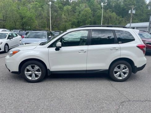 Used 2015 Subaru Forester 2.5i Limited AWD/4WD image 9