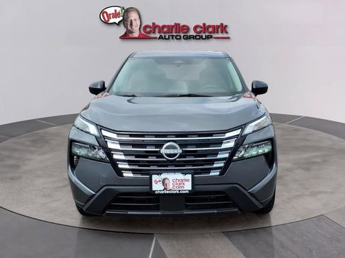 Used 2025 Nissan Rogue S FWD image 8