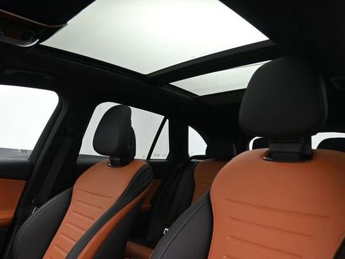 New 2026 Mercedes-Benz GLC 300 image 2