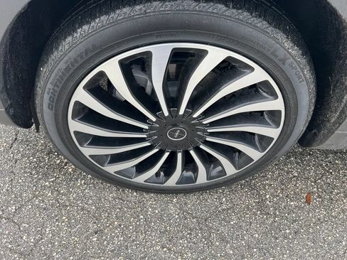 Used 2023 Lincoln Nautilus Black Label AWD/4WD image 12