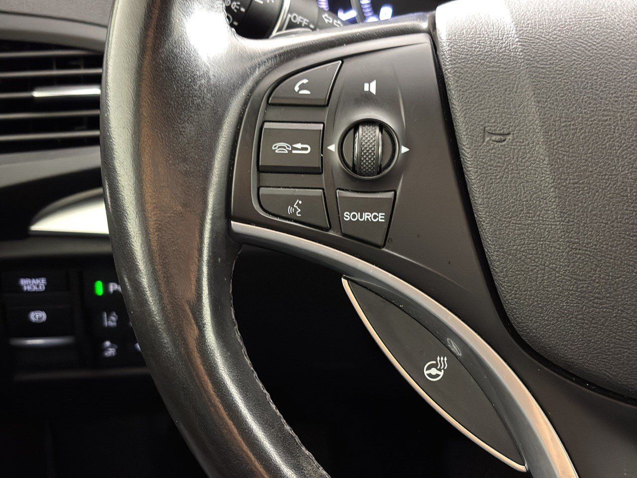 Used 2019 Acura MDX w/ Advance Package FWD image 18