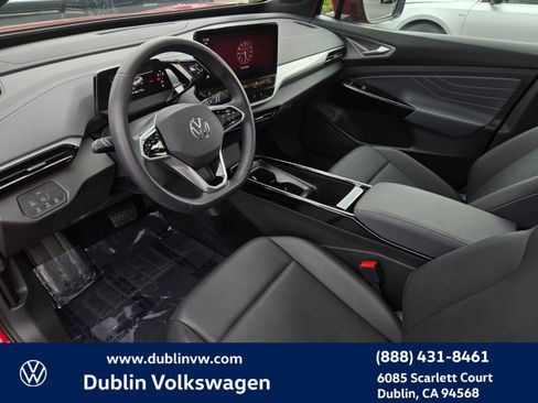 Used 2023 Volkswagen ID.4 Pro S image 9