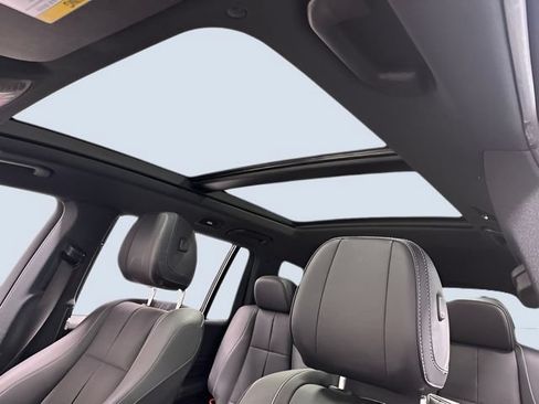 Certified 2023 Mercedes-Benz GLS 580 4MATIC image 31