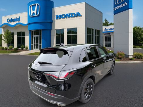 Used 2024 Honda HR-V Sport image 6