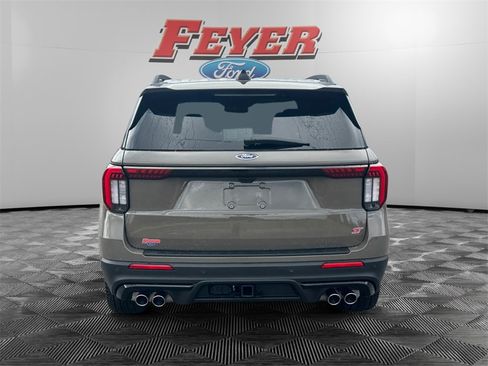 New 2026 Ford Explorer ST image 6