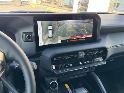 Used 2025 Toyota Land Cruiser Hybrid 5D Wagon 4WD PREMIUM w/ Premium Package image 7