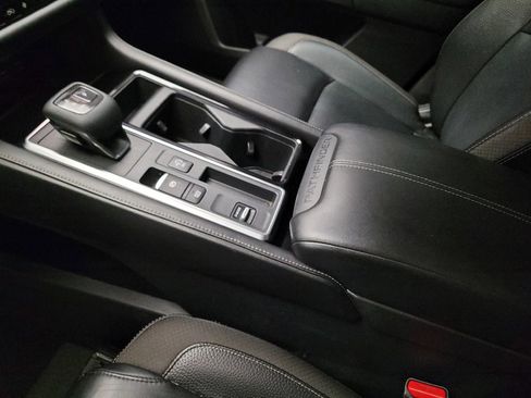 Used 2022 Nissan Pathfinder SL w/ SL Premium Package FWD image 26