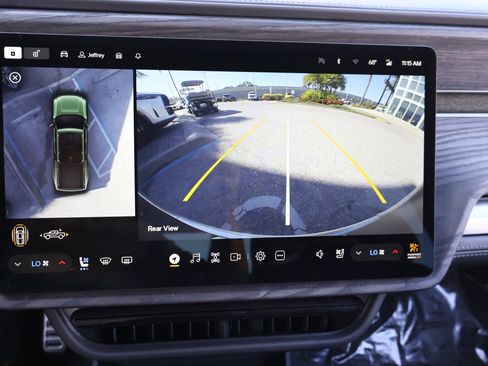 Used 2023 Rivian R1T Adventure image 4